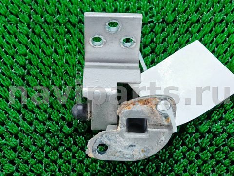 Петля двери передней правой Mercedes Vito W638, 2002 г., арт. D20978, фото 4