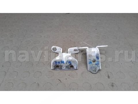 Петля двери передней правой Hyundai Tucson, 2018 г., арт. EBM14FB01