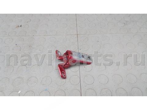 Петля двери передней правой Mitsubishi Outlander, 2021 г., арт. FA112FB01