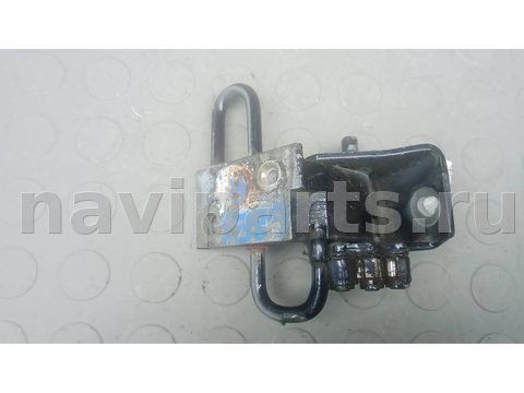 Петля двери передней правой Audi A6 C5, 2000 г., арт. GBE03FB01