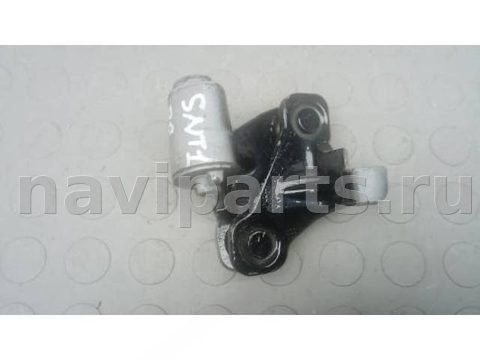 Петля двери передней правой Mercedes C W204, 2010 г., арт. SNT01FB01