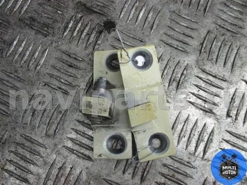 Петля двери задней левой BMW X5 F15, 2016 г., арт. 00045162