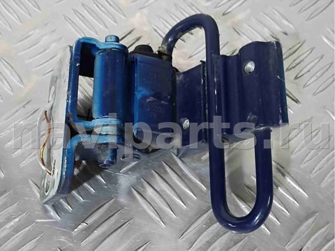 Петля двери задней левой Volkswagen Passat, 1998 г., OEM 3b4833411b, арт. 002338