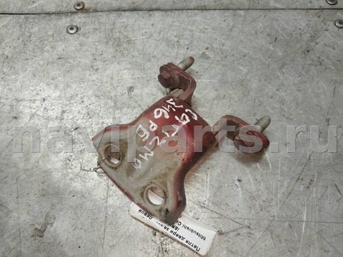 Петля двери задней левой Mitsubishi Carisma, 1995 г., арт. 117761