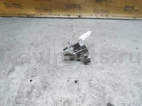 Петля двери задней левой Mitsubishi Grandis, 2003 г., арт. 124775