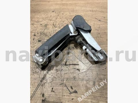 Петля двери задней левой Mercedes Vito W638, 1999 г., арт. 12926