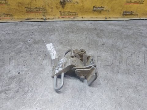 Петля двери задней левой Audi A4 B6, 2000 г., арт. 141756