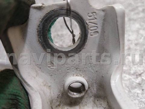 Петля двери задней левой Skoda Fabia, 2007 г., OEM 5J0833412B, арт. 151916