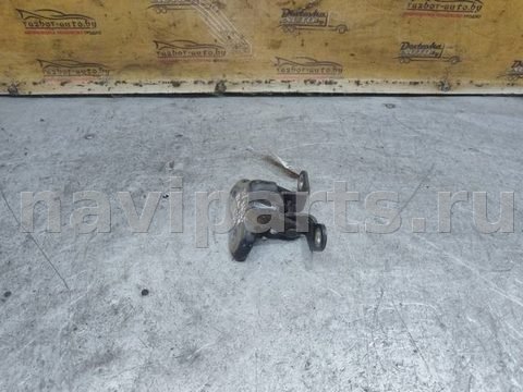 Петля двери задней левой Toyota Avensis, 2002 г., арт. 153146
