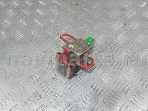 Петля двери задней левой Skoda Octavia, 1998 г., OEM 4B0833411A, арт. 18709375