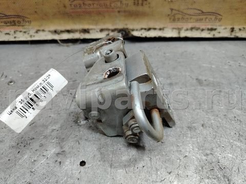 Петля двери задней левой Volkswagen Golf, 2004 г., арт. 197238