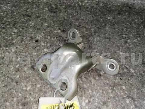 Петля двери задней левой Hyundai Terracan, 2004 г., арт. 22314011001