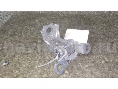 Петля двери задней левой Skoda Roomster, 2011 г., арт. 22338008006