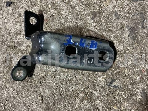 Петля двери задней левой Chevrolet Equinox, 2020 г., OEM P18346, арт. 33210431618