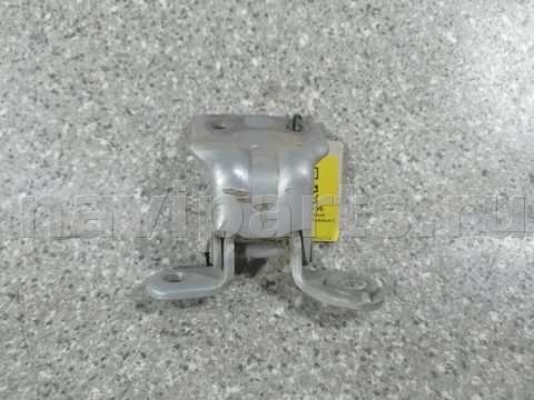 Петля двери задней левой Mazda Demio, 2002 г., арт. 46023017596