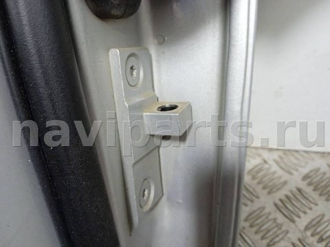 Петля двери задней левой BMW 5 E60/E61, 2005 г., арт. 46023030075