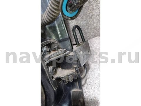 Петля двери задней левой Audi A8, 2004 г., арт. 46023049915