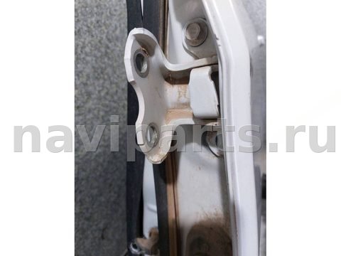 Петля двери задней левой Toyota Yaris, 2016 г., арт. 46023053380