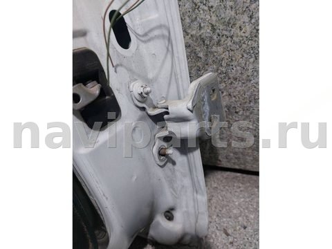Петля двери задней левой Dacia Sandero, 2010 г., арт. 46023053683