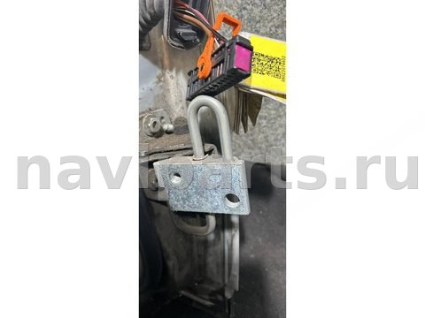 Петля двери задней левой Volkswagen Passat, 2008 г., арт. 46023074409
