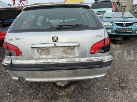Петля двери задней левой Peugeot 406, 1999 г., арт. 85792