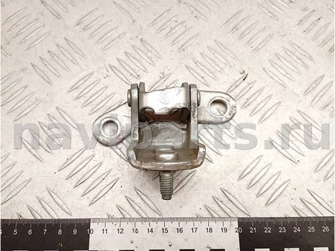 Петля двери задней левой Toyota RAV4, 2004 г., арт. A28063_1