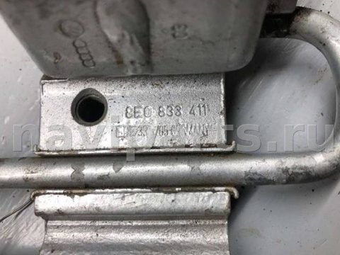 Петля двери задней левой Audi A6 C5, 1997 г., OEM 8E0833411, арт. B52899119_2, фото 2