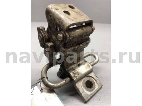 Петля двери задней левой Audi 80 B4, 1992 г., OEM 893833411, арт. B52899428