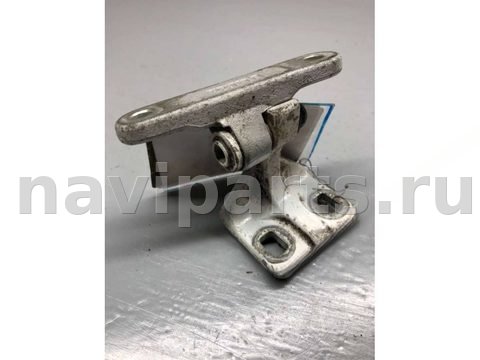Петля двери задней левой Mercedes C W203, 2001 г., OEM A2037300537, арт. B65861852