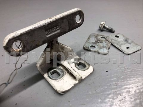 Петля двери задней левой Mercedes C W203, 2001 г., OEM A2037300737, арт. B65861873