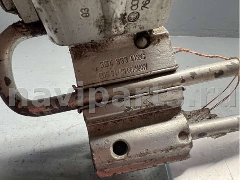 Петля двери задней левой Volkswagen Passat B5, 1999 г., OEM 3B4833412C, арт. B85570505, фото 4