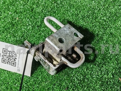 Петля двери задней левой Volkswagen Golf, 2010 г., OEM 1K4833411, арт. D3600