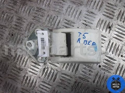Петля двери задней правой Volkswagen Transporter, 2008 г., арт. 00067821