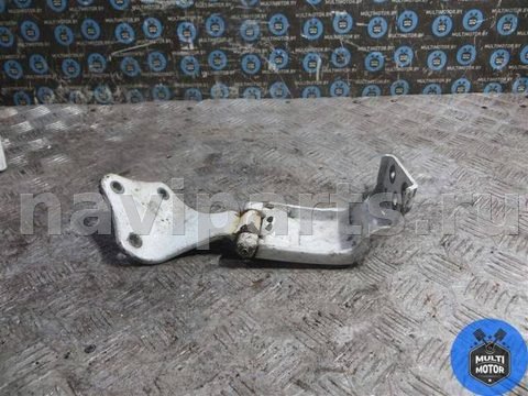 Петля двери задней правой Mercedes Vito W639, 2006 г., OEM A6397401437, арт. 00068167