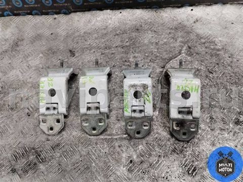 Петля двери задней правой Renault Master, 2015 г., OEM 844000013R, арт. 00119301