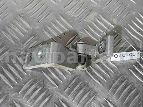 Петля двери задней правой Skoda Octavia, 2000 г., арт. 001220