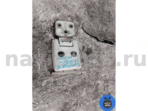 Петля двери задней правой Mercedes Sprinter, 2015 г., OEM A9067400537, арт. 00130526