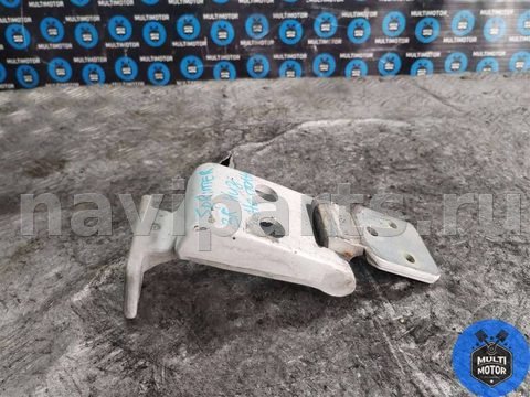 Петля двери задней правой Mercedes Sprinter, 2015 г., OEM A9067400737, арт. 00132110, фото 2