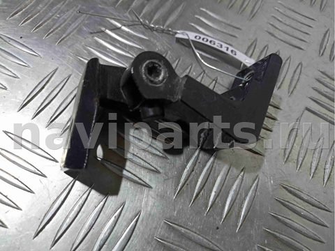Петля двери задней правой Audi A4, 1997 г., арт. 006316