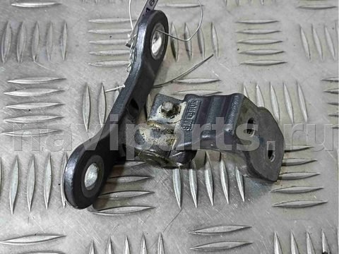 Петля двери задней правой Opel Vectra, 2004 г., арт. 011634