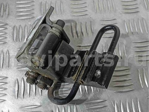 Петля двери задней правой Audi A6, 2002 г., OEM 4b0833412e, арт. 011655
