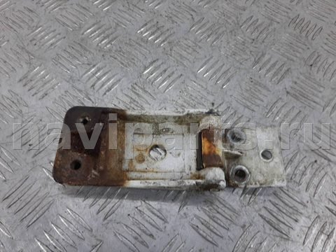 Петля двери задней правой Mercedes Sprinter, 2005 г., OEM 9017400737, арт. 1094549