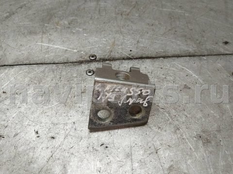 Петля двери задней правой Citroen Xsara Picasso, 1999 г., арт. 113063
