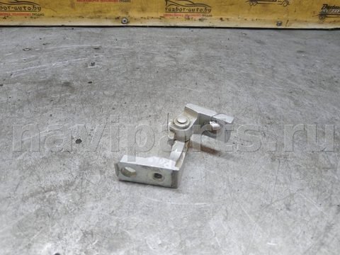 Петля двери задней правой Volkswagen Polo, 2001 г., арт. 128489