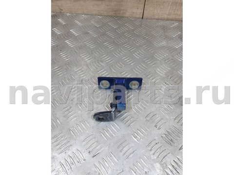 Петля двери задней правой Tesla Model Y, 2022 г., арт. 2017