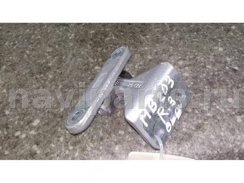 Петля двери задней правой Mercedes C W203, 2002 г., арт. 22326011005