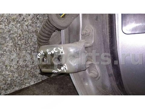 Петля двери задней правой Nissan Note, 2010 г., арт. 22329036002