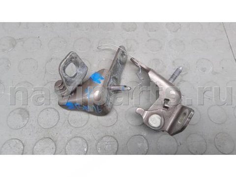 Петля двери задней правой Ford Focus, 2019 г., арт. 2BM16F301
