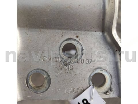 Петля двери задней правой Mercedes Vito W639, 2003 г., OEM A6397402037, арт. 3529, фото 3
