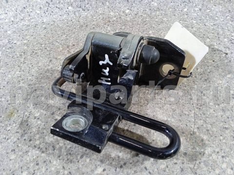 Петля двери задней правой Volkswagen Passat, 2008 г., арт. 46023016560